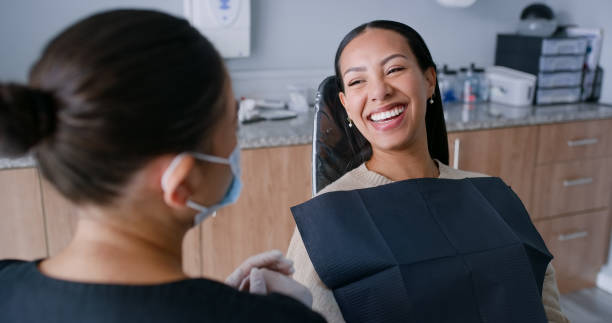 Best Emergency Dental Care  in Neenah, WI